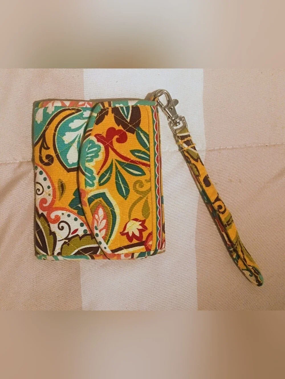 Vera Bradley Card Holder - Picture 1 of 3